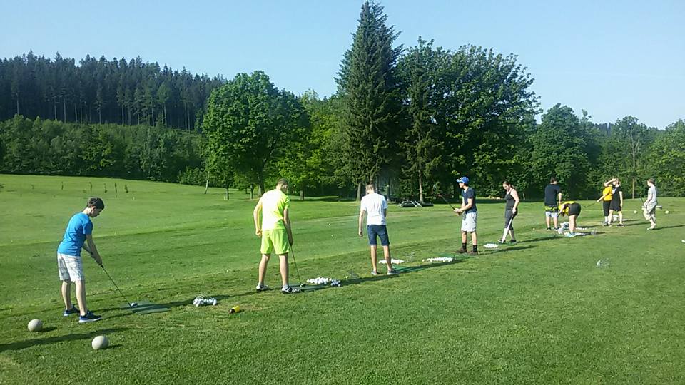 Škola na golfu